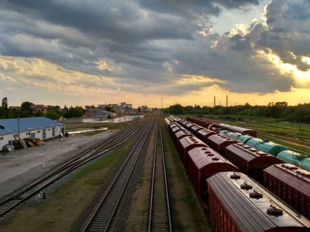 Traukinių stotyje. Nuotr. Manfredo Malinausko, 1a kl.